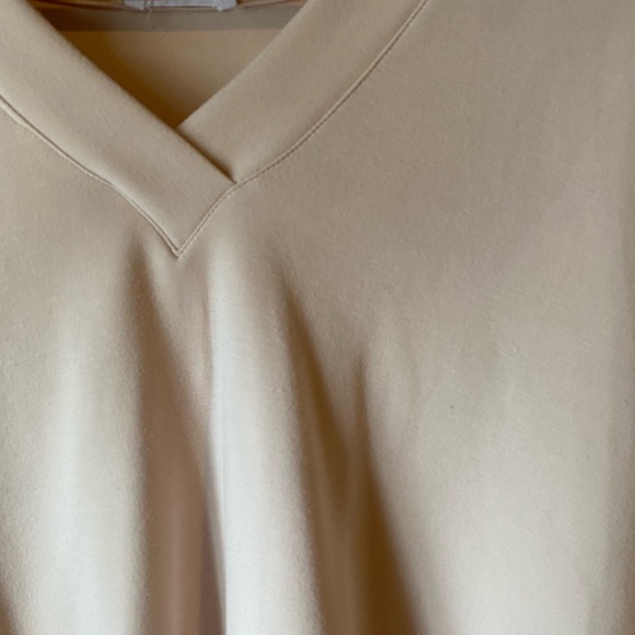 For The Republic Soft Blush Sweater V Neck - Picture 2 of 10